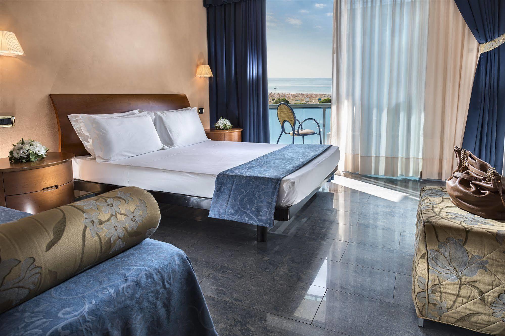 Hotel Parigi Bibione Dış mekan fotoğraf